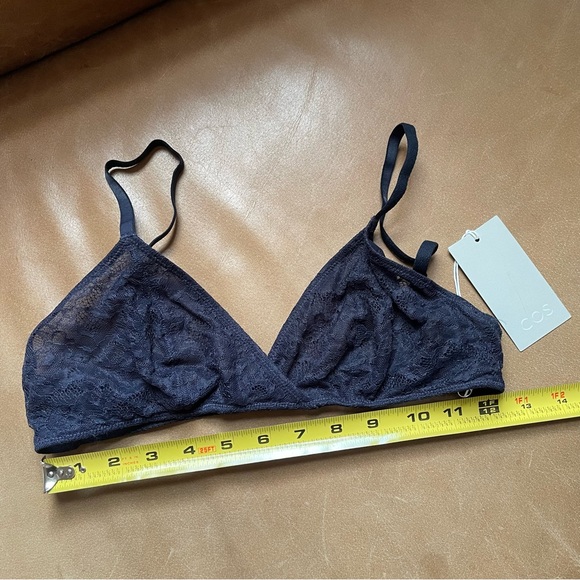 NWT COS navy lace bra bralette triangle bra minimal luxe size 6 - Picture 5 of 5